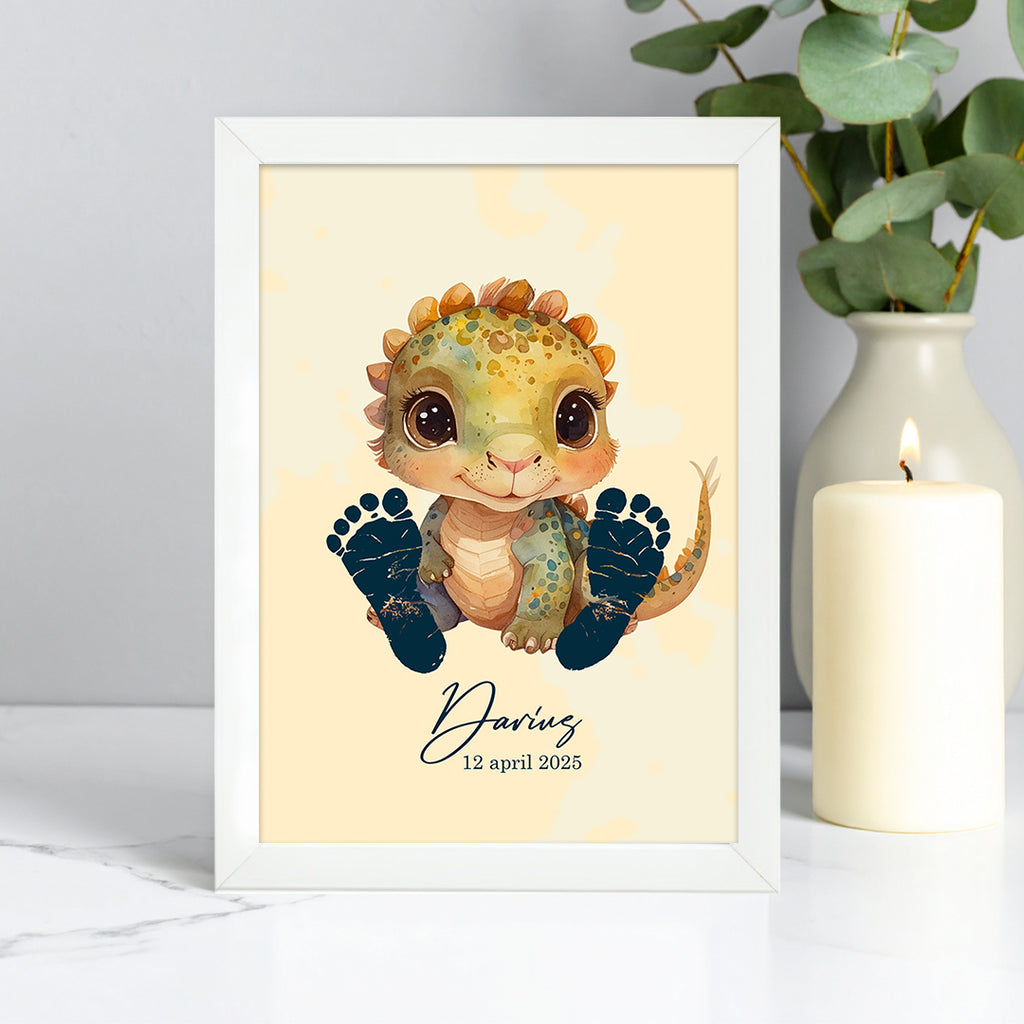 Tablou personalizat bebeluș cu dinozaur și amprentă – Cadou unic de botez